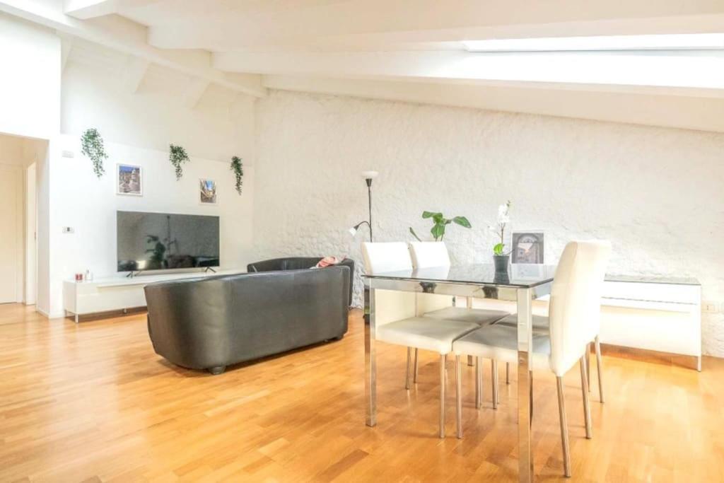 Penthouse Piazza San Giacomo Udine Exterior photo